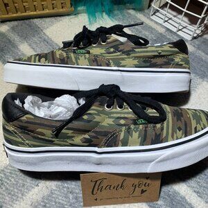 Women's Size 8.0 VANS Era Style Shoes Camo Southwestern Design w/ Black Leather